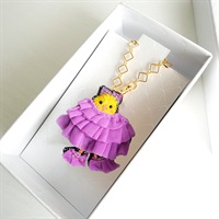 ピヨコレ刺繍チャーム(モデルさん（パープルドレス）)